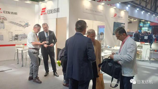 ITMA 2023 日发纺机展会现场(图2)