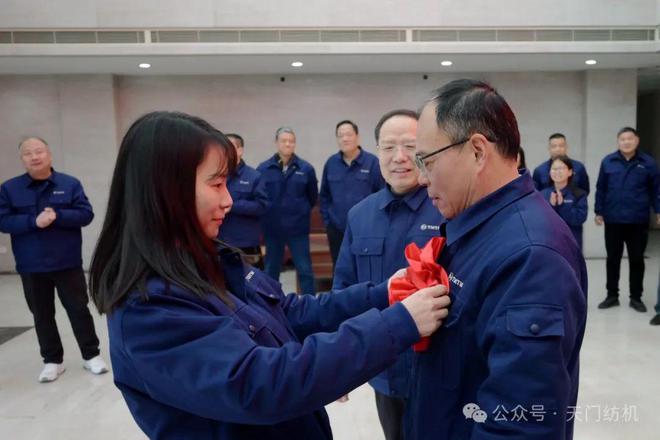 天门纺机樊早兵荣获“2023新时代纺织英才”称号(图1)