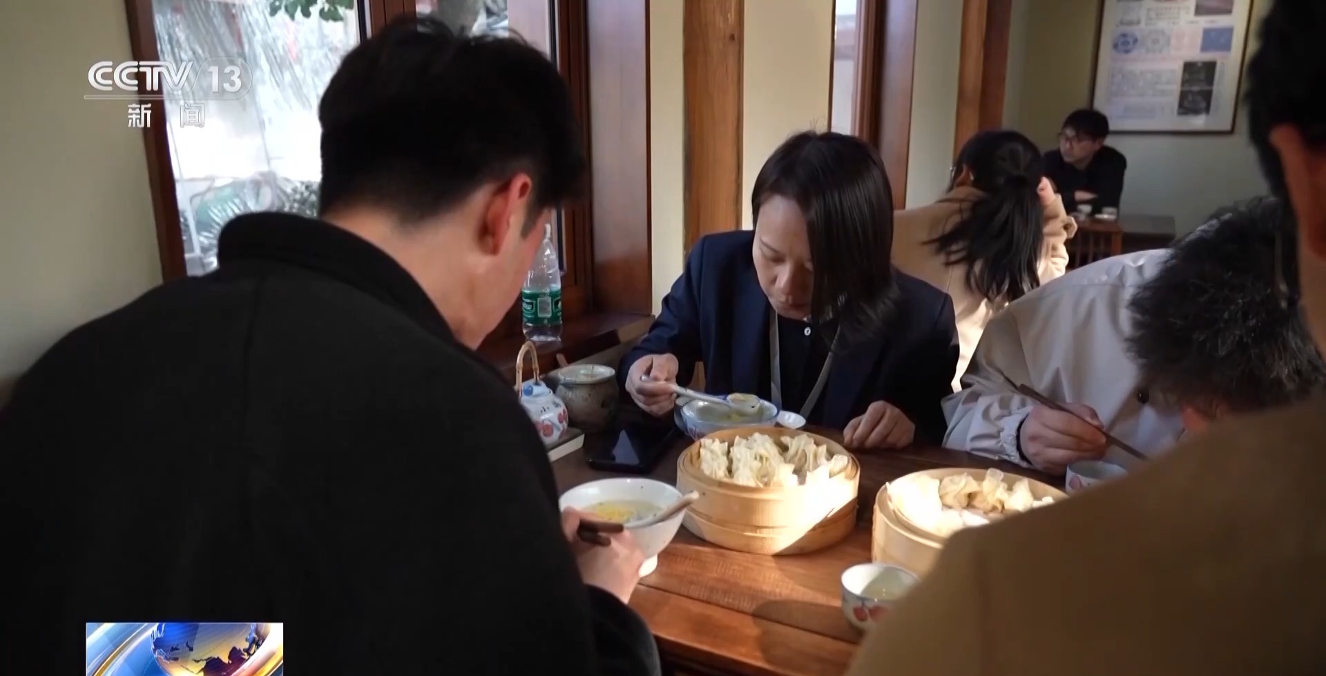 发展新质生产力·一线观察丨“万物皆可织”！经纬之间如何纺织出环保底色(图9)