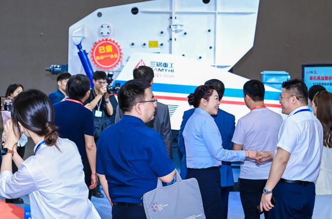2024武汉国际工程机械、建材机械、矿山及设备展览会(图3)